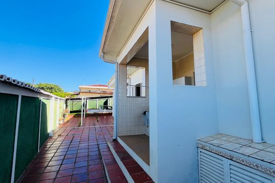 Casa para alugar com 4 quartos, 200m² em Parque Taquaral, Campinas