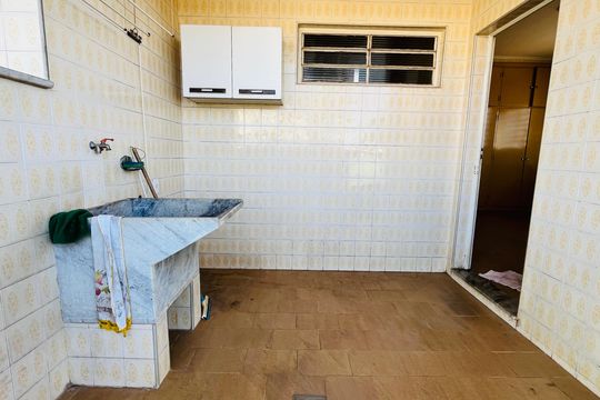 Área de serviço de casa à venda com 4 quartos, 200m² em Parque Taquaral, Campinas