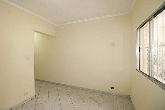 Sala de casa para alugar com 3 quartos, 100m² em Parque Sonia, São Paulo