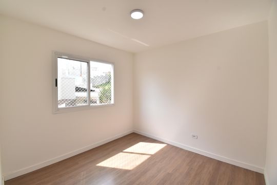 Quarto 3 de casa de condomínio para alugar com 3 quartos, 96m² em Abranches, Curitiba