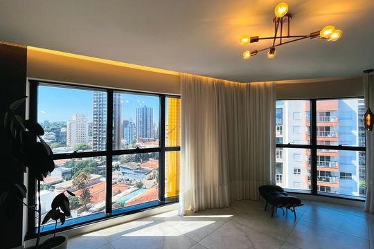 Sala  de apartamento para alugar com 3 quartos, 278m² em Cambuí, Campinas