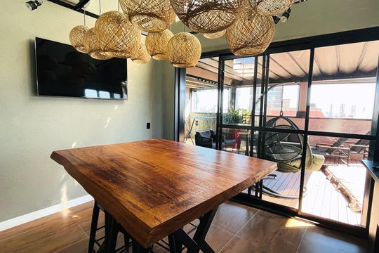 Cozinha 2  de apartamento para alugar com 3 quartos, 278m² em Cambuí, Campinas