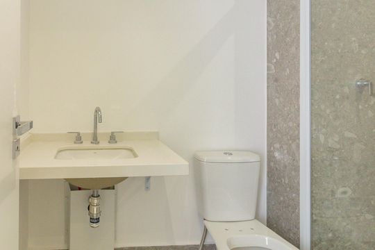 Banheiro Social de apartamento à venda com 3 quartos, 87m² em Freguesia do Ó, São Paulo