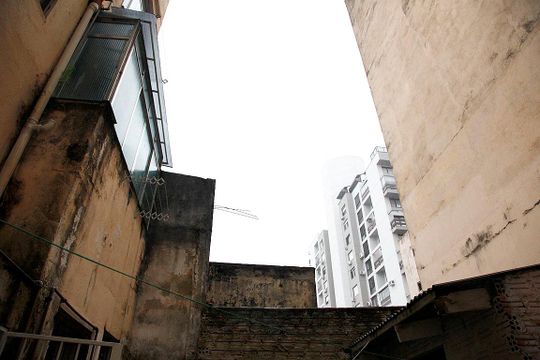 Pátio + Área de Serviço Vista de apartamento para alugar com 1 quarto, 50m² em Centro Histórico, Porto Alegre