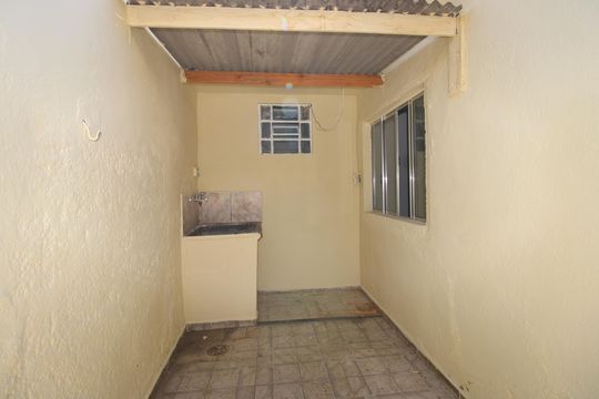Casa para alugar com 1 quarto, 40m² em Vila Taquari, São Paulo