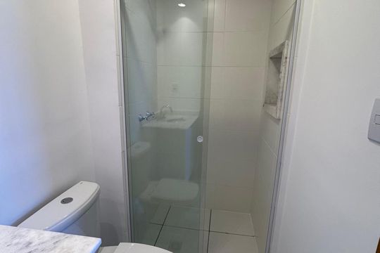 Banheiro de apartamento à venda com 2 quartos, 57m² em Jardim Torres Sao Jose, Jundiaí