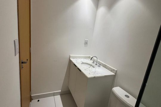 Banheiro de apartamento à venda com 2 quartos, 57m² em Jardim Torres Sao Jose, Jundiaí
