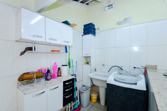 Área de Serviço de casa à venda com 3 quartos, 173m² em Jardim Santa Clara, Guarulhos