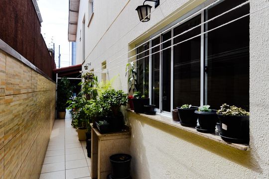 Quintal de casa à venda com 3 quartos, 173m² em Jardim Santa Clara, Guarulhos