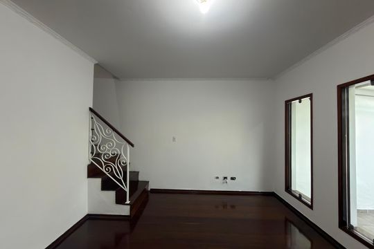 Sala  de casa para alugar com 4 quartos, 255m² em Jardim do Mar, São Bernardo do Campo