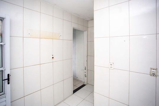 Cozinha de casa para alugar com 1 quarto, 30m² em Vila Guacuri, Diadema