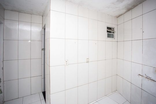 Cozinha de casa para alugar com 1 quarto, 30m² em Vila Guacuri, Diadema