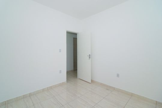 Quarto 2 de apartamento para alugar com 2 quartos, 52m² em Bento Ribeiro, Rio de Janeiro