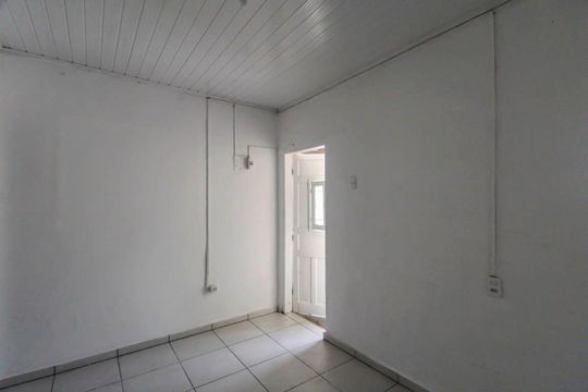 Quarto de casa para alugar com 1 quarto, 70m² em Vila Graciosa, São Paulo