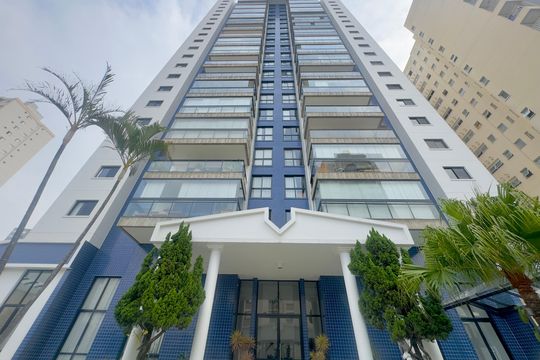 Fachada de apartamento à venda com 3 quartos, 180m² em Vila Moreira, Guarulhos