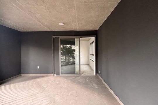 Varanda de kitnet/studio à venda com 1 quarto, 37m² em Vila Olímpia, São Paulo