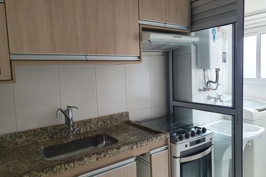 Cozinha de apartamento para alugar com 2 quartos, 50m² em Guapira, São Paulo