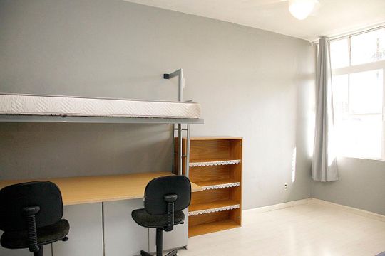 Quarto 2 de apartamento à venda com 3 quartos, 98m² em Menino Deus, Porto Alegre