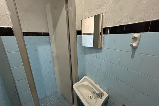 Banheiro de casa para alugar com 1 quarto, 34m² em Pilares, Rio de Janeiro