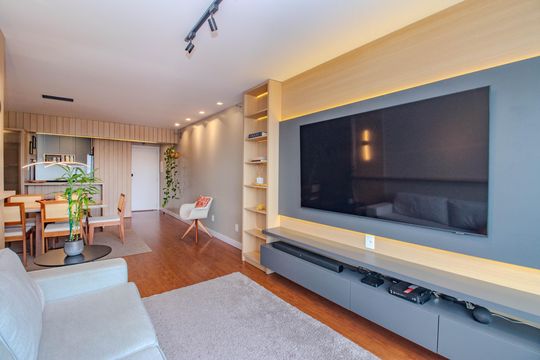 Sala de apartamento à venda com 3 quartos, 92m² em Petrópolis, Porto Alegre
