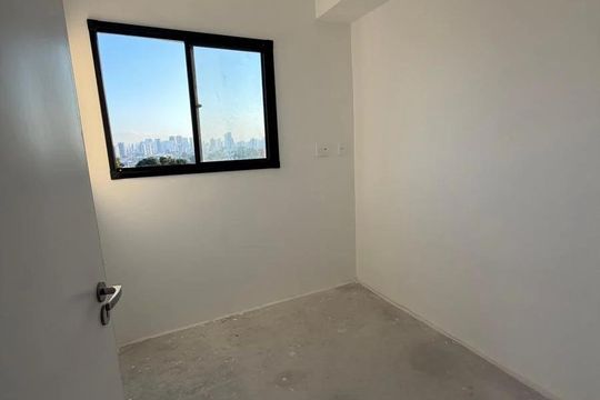 Quarto de apartamento à venda com 2 quartos, 43m² em Vila Santa Edwiges, São Paulo