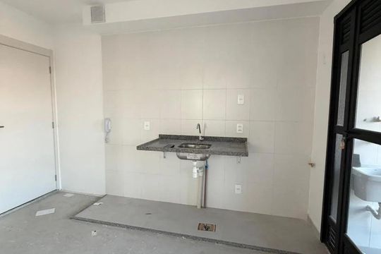 Cozinha de apartamento à venda com 2 quartos, 43m² em Vila Santa Edwiges, São Paulo