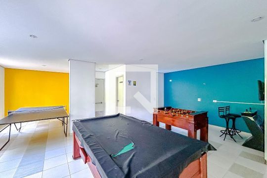 Condomínio  de apartamento à venda com 3 quartos, 60m² em Chácara Seis de Outubro, São Paulo