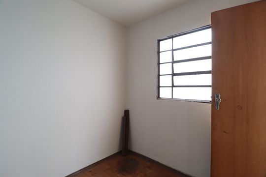 Quarto 4 - Externo de apartamento para alugar com 4 quartos, 80m² em Osvaldo Rezende, Uberlândia
