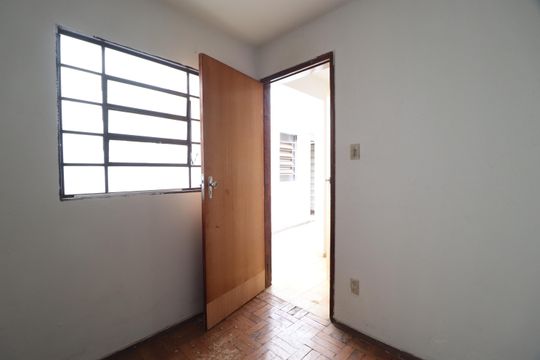 Cozinha de apartamento para alugar com 4 quartos, 80m² em Osvaldo Rezende, Uberlândia
