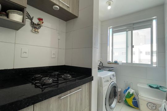 Cozinha - Armários de apartamento para alugar com 2 quartos, 54m² em Pedra Branca, Palhoça