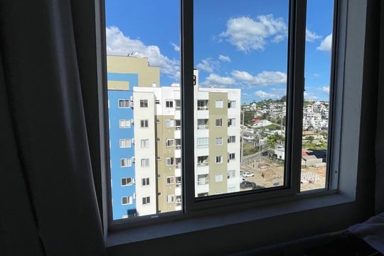 Vista do Quarto 1 de apartamento para alugar com 2 quartos, 54m² em Pedra Branca, Palhoça