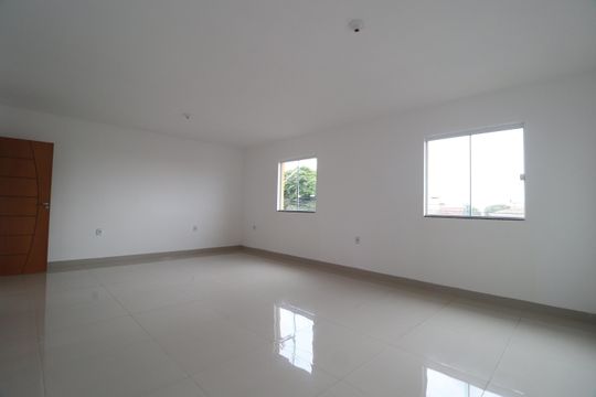 Apartamento para alugar com 3 quartos, 132m² em Santa Mônica, Uberlândia