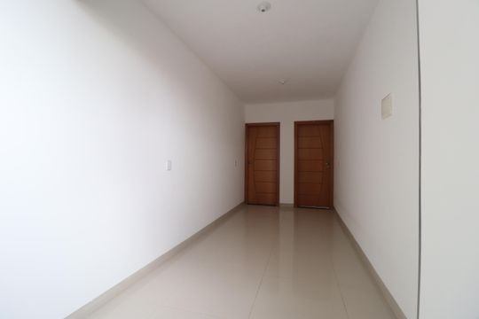 Hall de entrada de apartamento para alugar com 3 quartos, 132m² em Santa Mônica, Uberlândia