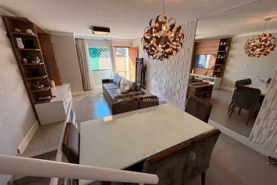 Casa de Condomínio à venda com 3 quartos, 170m² em Vila Bertioga, São Paulo