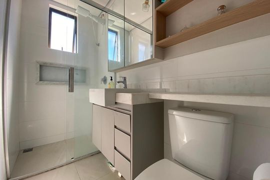 banheiro 2 de apartamento à venda com 3 quartos, 151m² em Marçola, Belo Horizonte