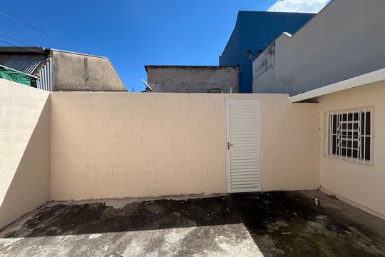 Quintal de casa para alugar com 3 quartos, 100m² em Jardim do Trevo, Campinas