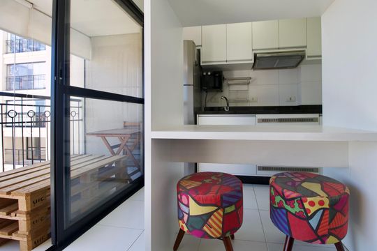 Cozinha americana de apartamento para alugar com 1 quarto, 35m² em Centro, Curitiba