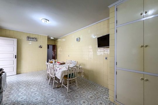 Cozinha de casa para alugar com 3 quartos, 200m² em Pari, São Paulo