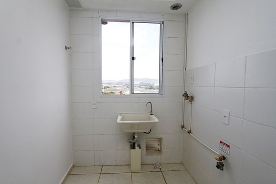 Área de Serviço de apartamento para alugar com 2 quartos, 47m² em Jk, Contagem