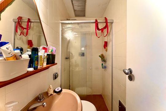 Apartamento para alugar com 3 quartos, 107m² em Humaitá, Rio de Janeiro
