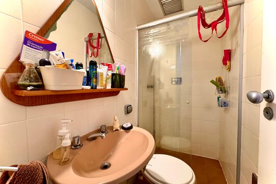 Apartamento para alugar com 3 quartos, 107m² em Humaitá, Rio de Janeiro