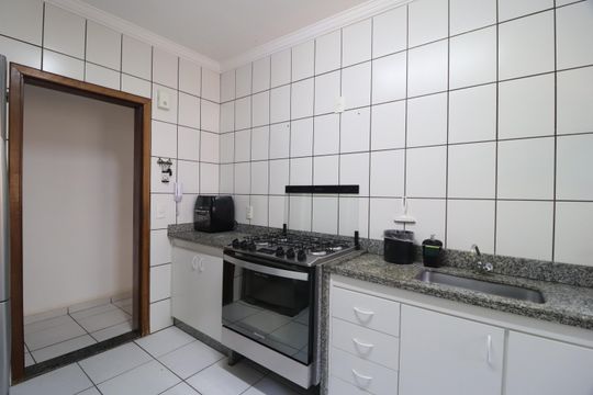 Cozinha de apartamento para alugar com 3 quartos, 95m² em Tabajaras, Uberlândia