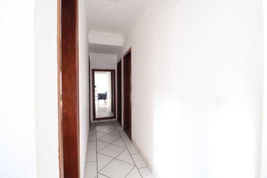Corredor de apartamento para alugar com 3 quartos, 95m² em Tabajaras, Uberlândia