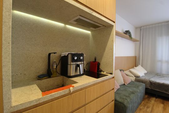 Cozinha de kitnet/studio à venda com 1 quarto, 24m² em Indianópolis, São Paulo