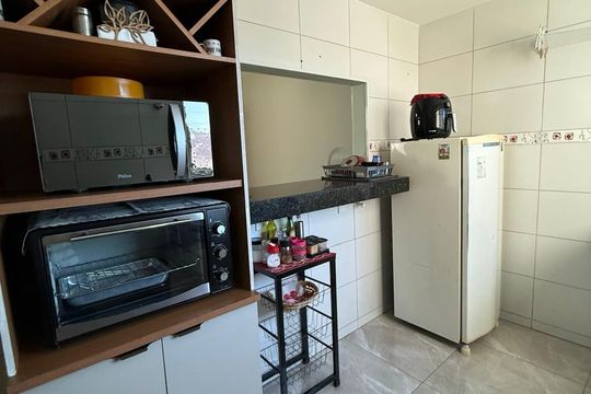 Cozinha de apartamento para alugar com 2 quartos, 42m² em Bom Jesus, Uberlândia