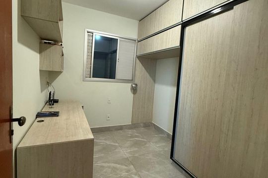 Quarto de apartamento para alugar com 2 quartos, 42m² em Bom Jesus, Uberlândia