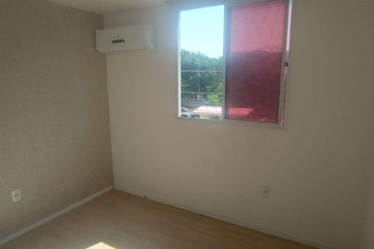 Quarto de apartamento à venda com 2 quartos, 49m² em Campo Grande, Rio de Janeiro