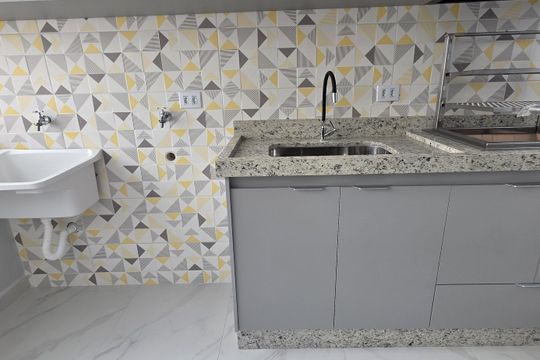Área externa de casa para alugar com 2 quartos, 73m² em Parque das Nações, Santo André