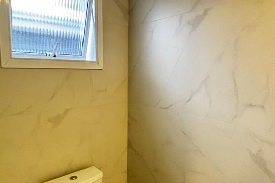 Banheiro da Suíte de casa para alugar com 2 quartos, 106m² em Parque das Nações, Santo André