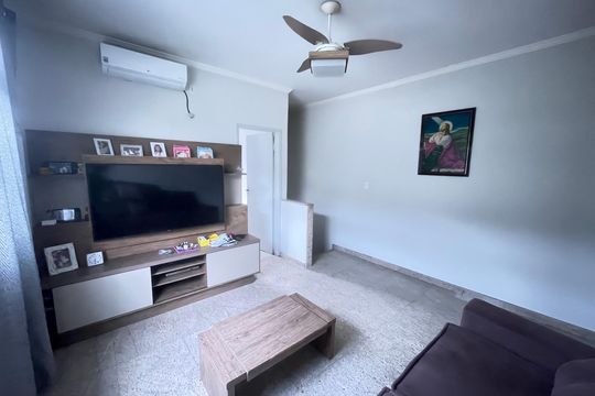 Casa para alugar com 2 quartos, 75m² em Parque Sao Vicente, São Vicente